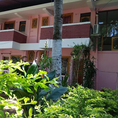 La Alegro Hotel Палолем Екстериор снимка